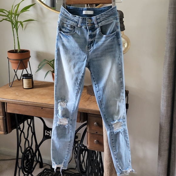 KanCan Denim - KanCan Signature distressed high rise skinny ankle jeans